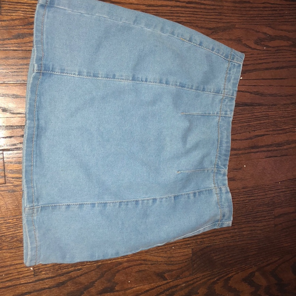 denim skirt